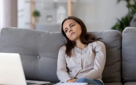 Fonksiyonel donma nedir? Stresle tetiklenen bedensel kilitlenme tepkisi